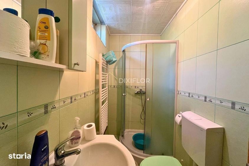 Casă cu 4 camere cu Teren 2349 Mp în Criș