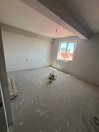 Apartament cu 2 camere decomandat în Brătianu
