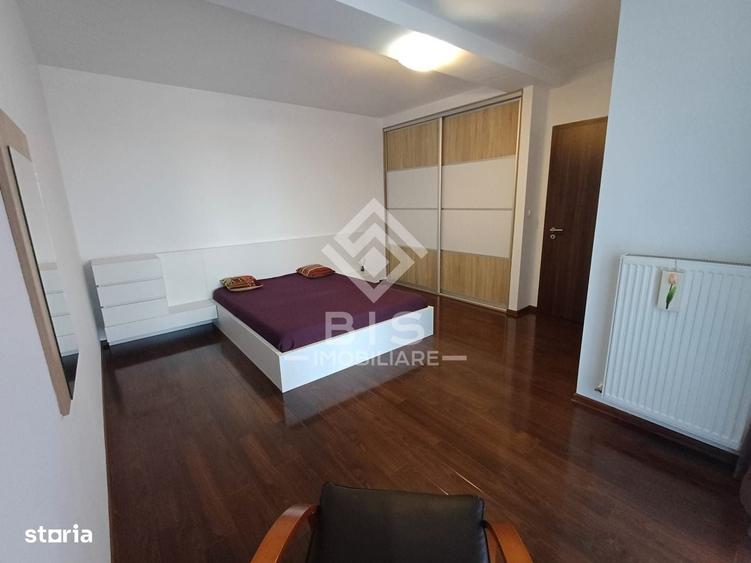 Apartament cu 3 camere în Bârla