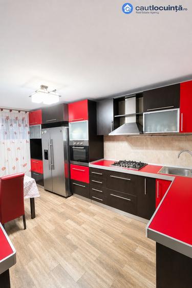 Casă cu 6 camere cu Teren 580 Mp în Ștefănești