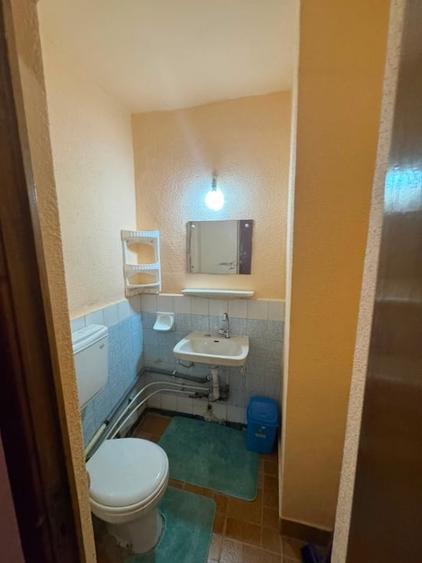 Apartament cu 3 camere decomandat, mobilat în Gară