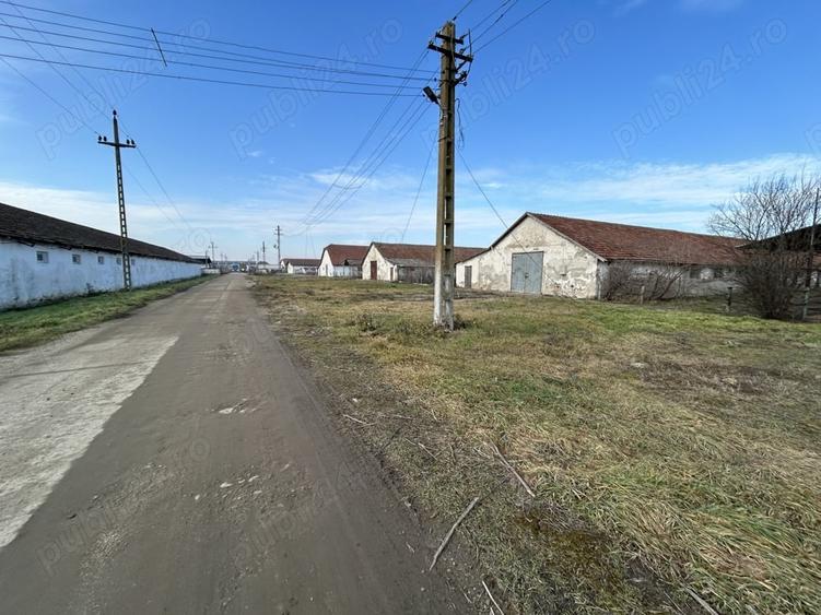 Spațiu comercial, de 7,000 mp, în Central