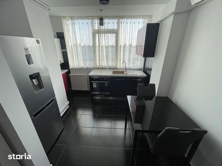 Apartament cu 3 camere în Craiovița Nouă