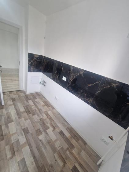 Apartament cu 3 camere decomandat în Militari