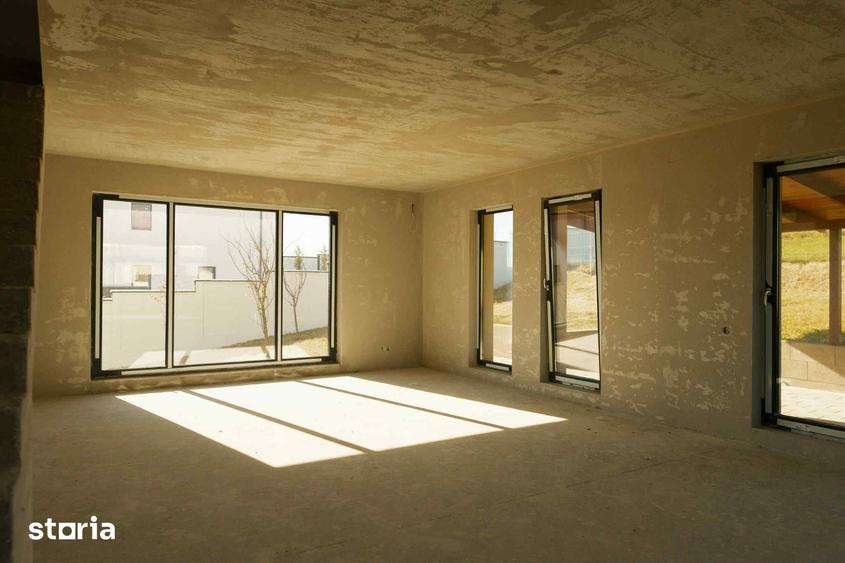 Casă cu 5 camere cu Teren 605 Mp în Ciurila
