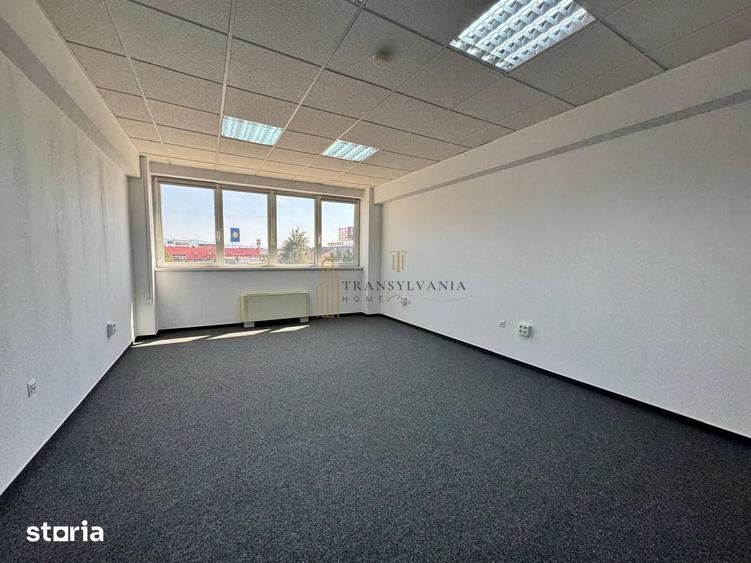 Spațiu comercial, de 20 mp, în Șelimbăr
