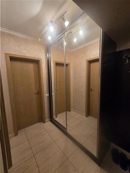 Apartament cu 2 camere decomandat, mobilat în Sat Vacanță