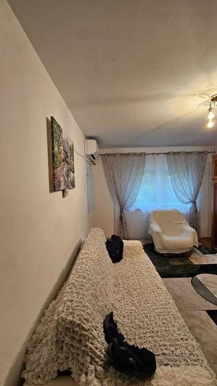 Apartament cu 2 camere decomandat în Nicolina