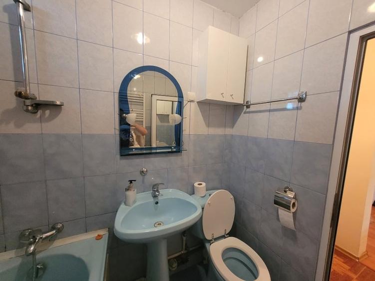 Inchiriez apartament 2 camere,zona excelenta - 2