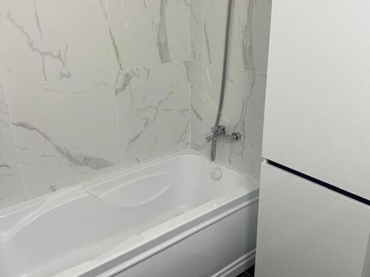 Apartament cu 2 camere decomandat, mobilat în Sisești