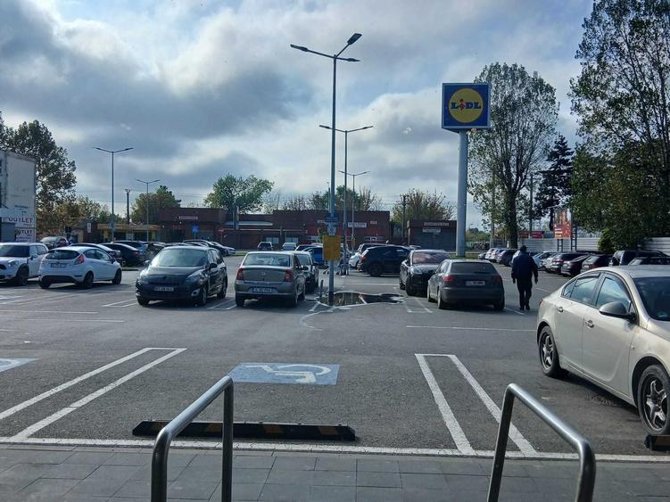 Spațiu comercial, de 560 mp, în Central