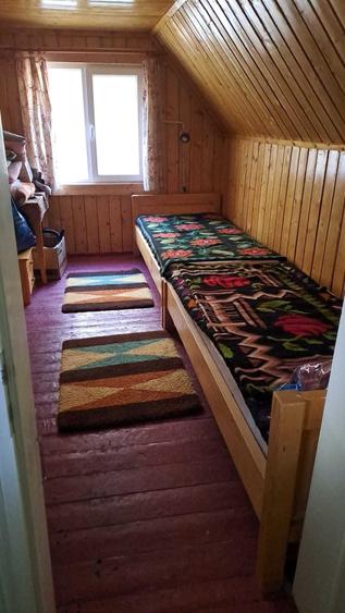 Casă cu 3 camere în Plopi
