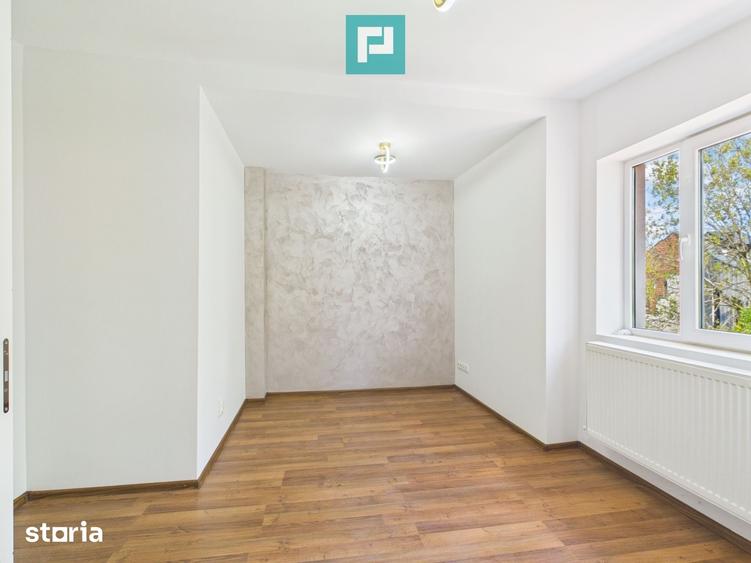 Apartament cu 3 camere decomandat în Dumbrăvița