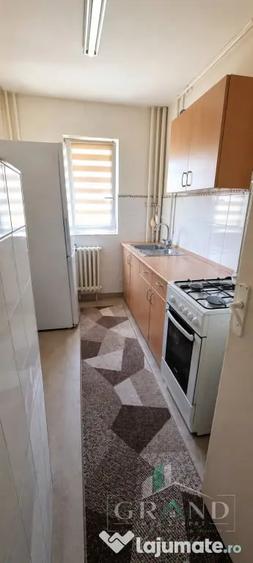 Apartament cu 3 camere semidecomandat în Mănăștur