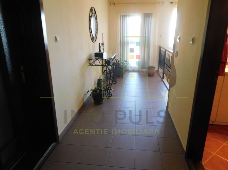 Casă individuală cu 4 camere cu Piscina în Braytim