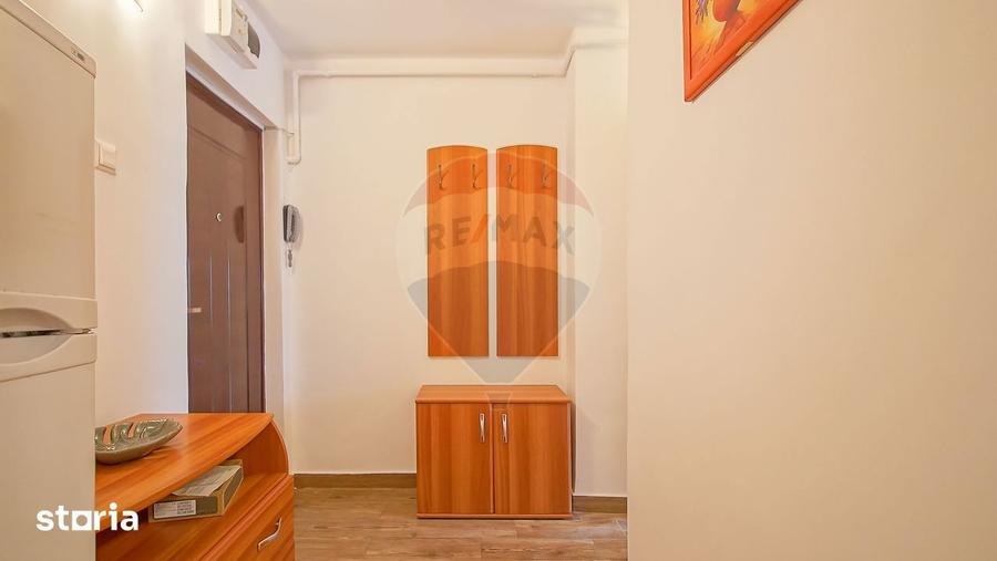Garsonieră decomandată în Valea Cetății