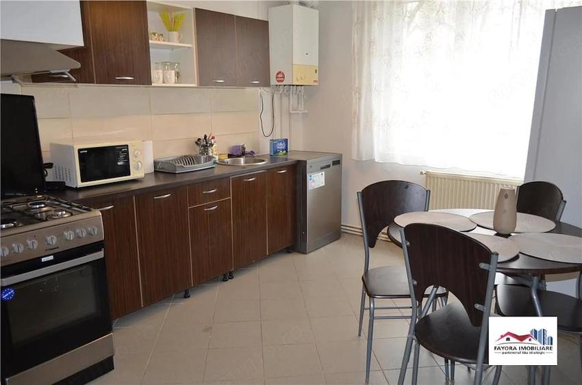 Apartament cu 3 camere în Ultracentral