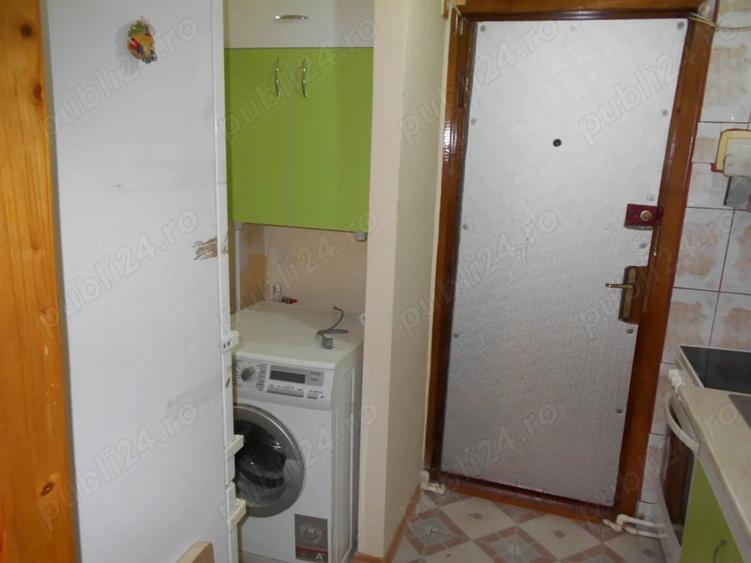 Garsonieră semidecomandată în Barieră