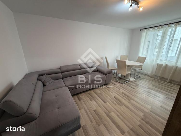 Apartament cu 3 camere în Independenței