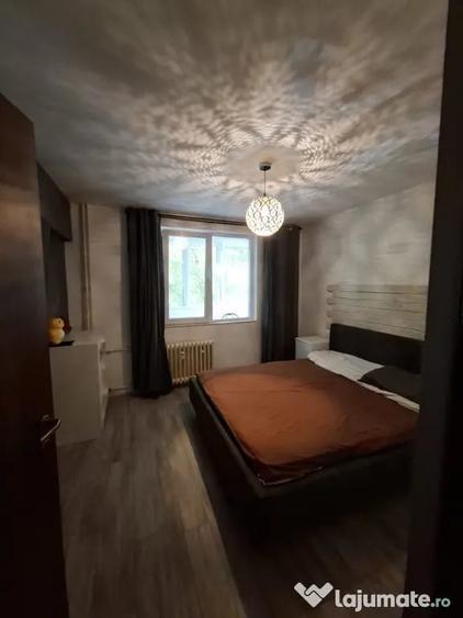 Apartament cu 2 camere semidecomandat în Brâncoveanu