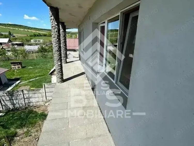 Casă cu 6 camere cu Teren 1000 Mp în Sud