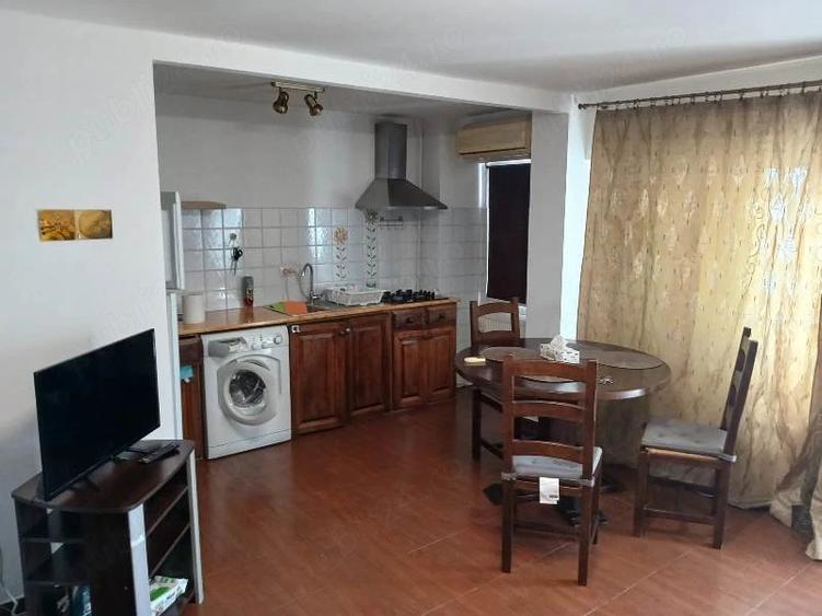 Garsonieră decomandată în Timpuri Noi