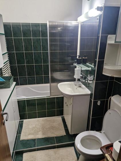 Unirii - Inchiriere apartament 2 camere - etaj I - bloc izolat - 6