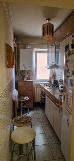 Apartament cu 3 camere semidecomandat în Ultracentral