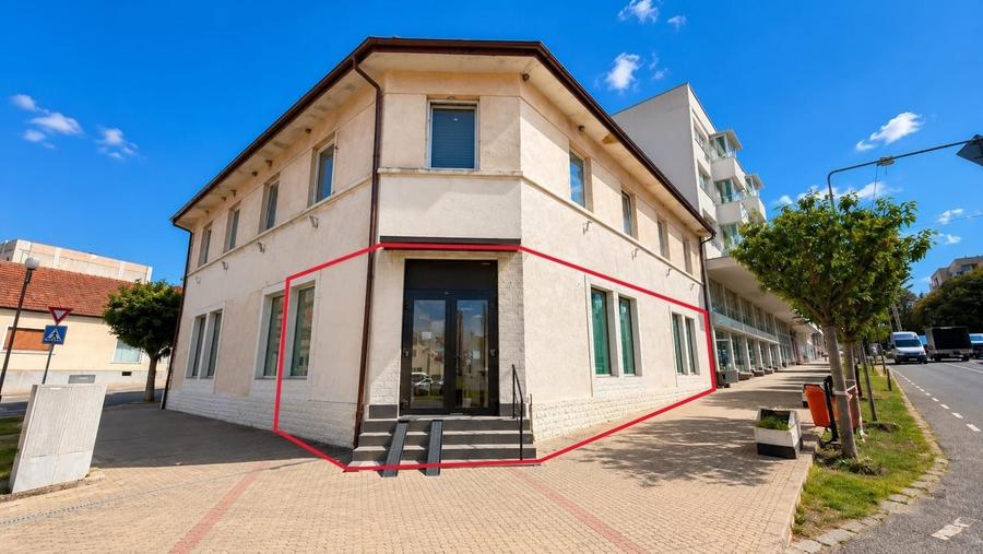 Spațiu comercial, de 133 mp, în Ultracentral