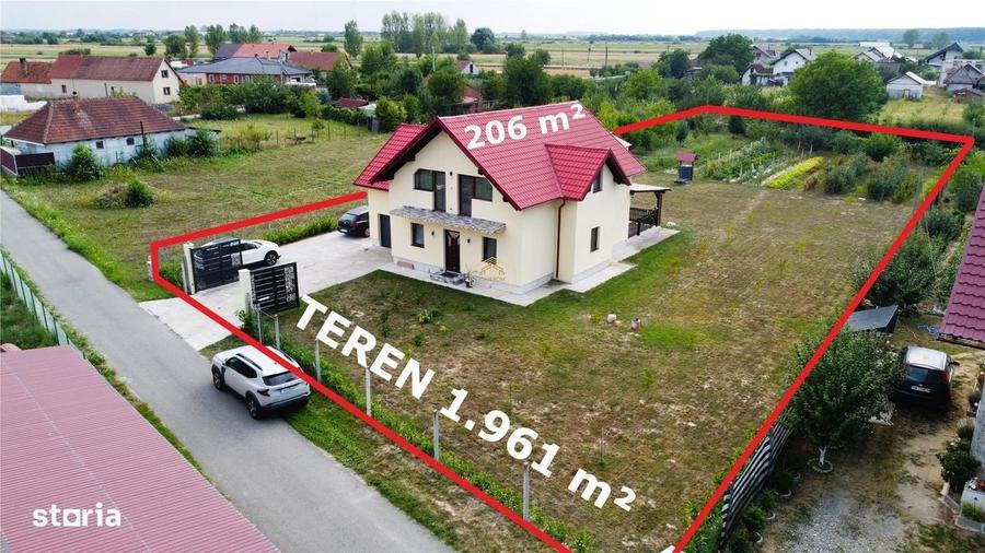 Casă cu 4 camere în Central