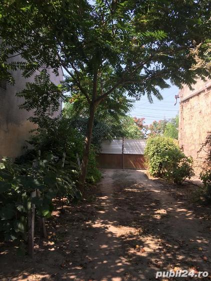 Casă cu 3 camere în Comloșu Mare