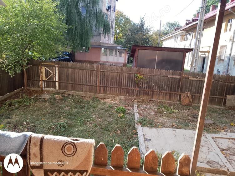 Spațiu comercial, de 28 mp, în Deveselu