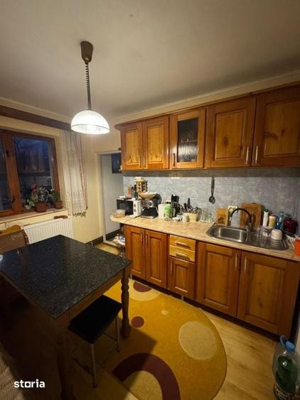 Casă cu 3 camere decomandat cu Teren 800 Mp în Central