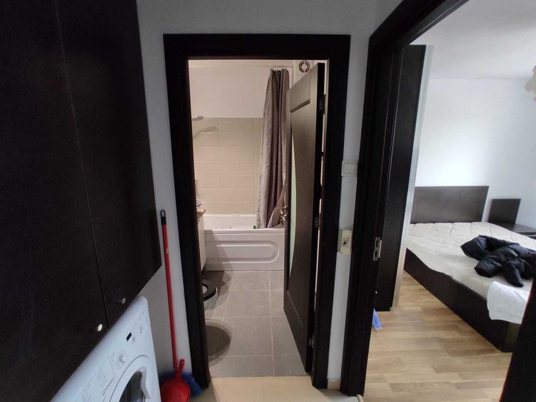 Apartament cu 2 camere semidecomandat în Costin Georgian