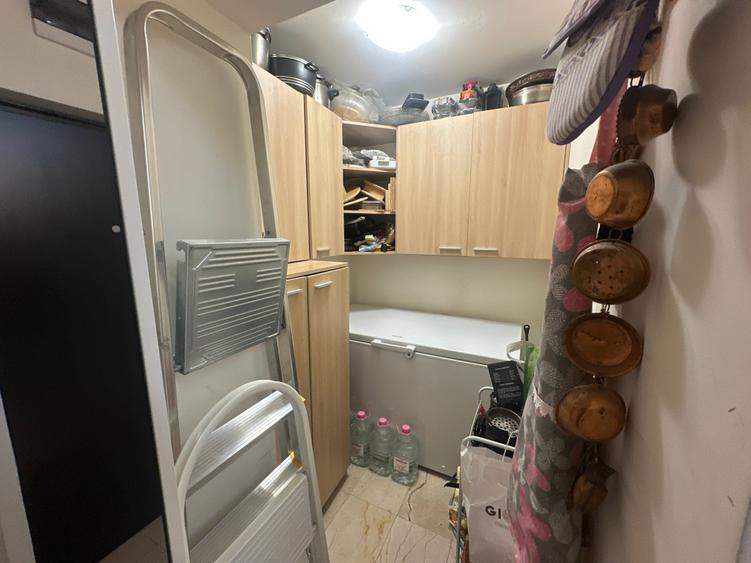 Apartament cu 4 camere decomandat, mobilat în Ferdinand