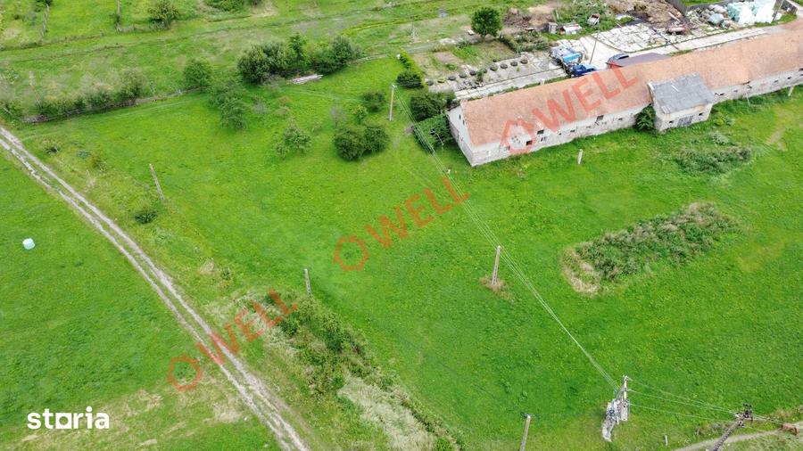 Casă cu 6 camere cu Teren 4831 Mp în Bixad