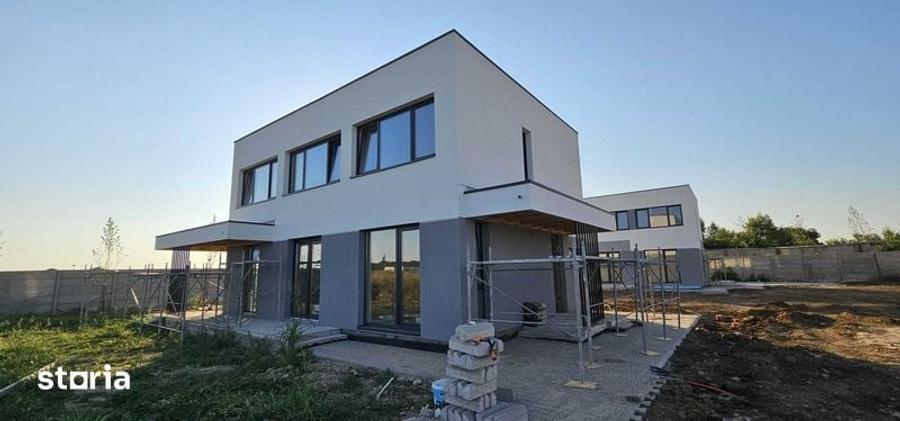 Casă cu 4 camere cu Teren 140 Mp în Balotești