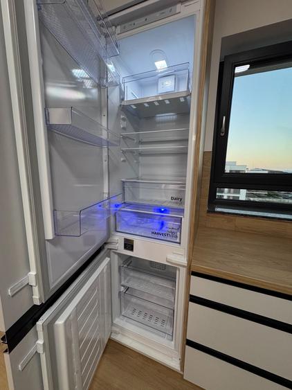Apartament cu 2 camere decomandat, mobilat în Tractorul
