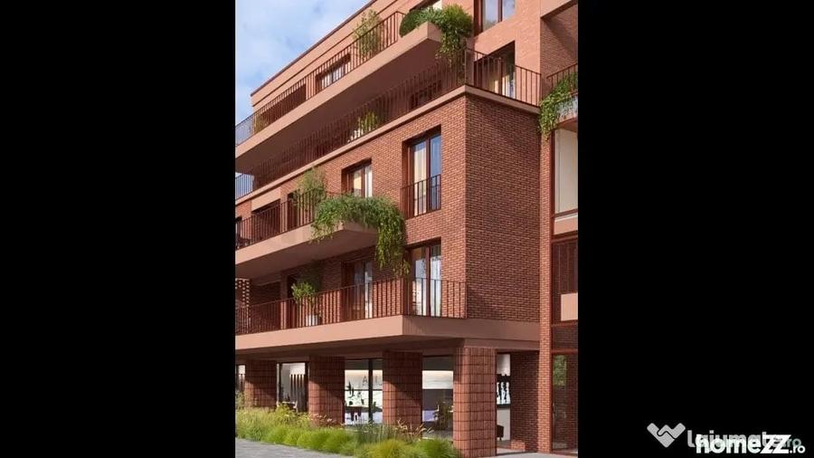 Apartament cu 4 camere decomandat în Floreasca