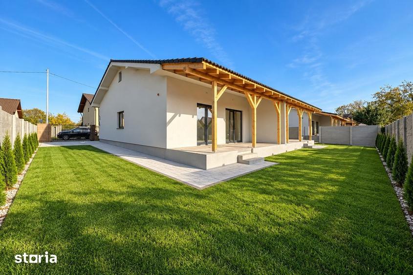 Casă cu 3 camere cu Teren 250 Mp în Moșnița Nouă