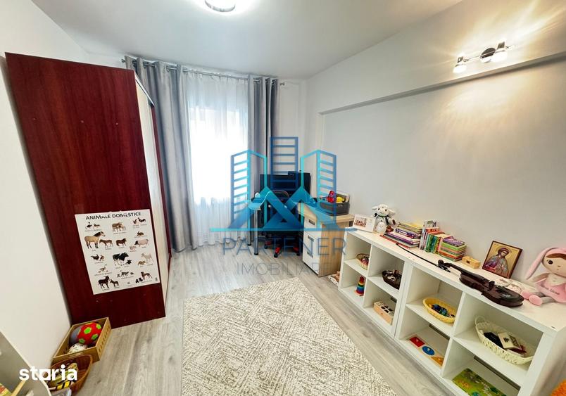 Apartament cu 3 camere decomandat în Cug