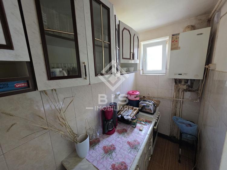 Apartament cu 3 camere semidecomandat în Decebal