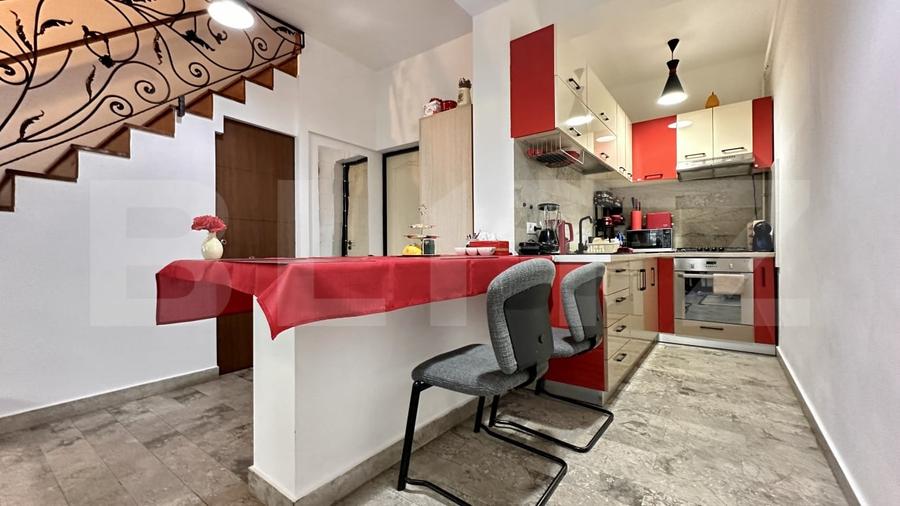 Apartament cu 3 camere și 2 băi, curte comuna, centrală pe gaz, ultracentral - 2