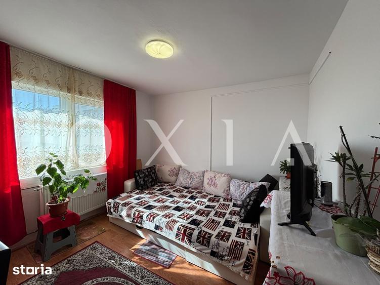 Apartament cu 3 camere semidecomandat în Circumvalațiunii