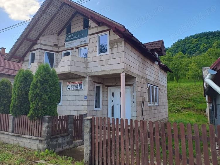 Teren de 150 mp, în Nepos
