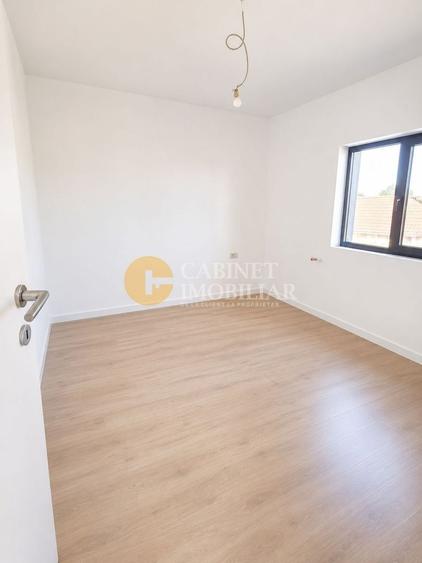 Casă individuală cu 3 camere cu Canalizare în Horpaz