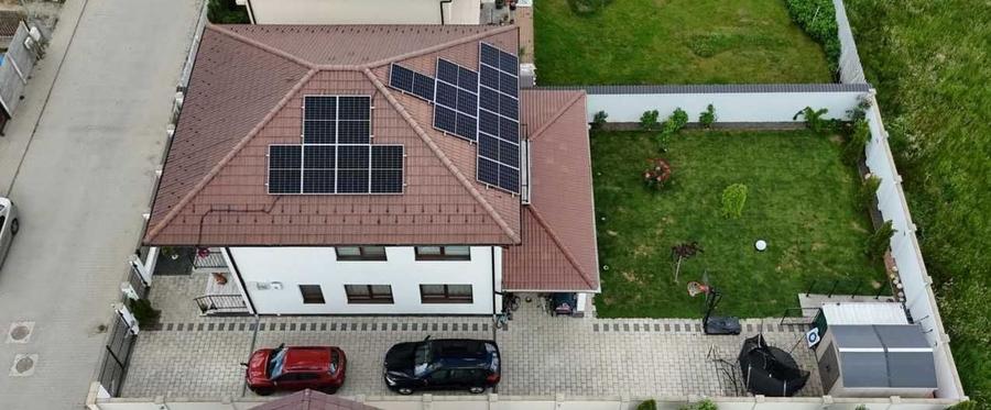 Casă cu 4 camere în Exterior Vest