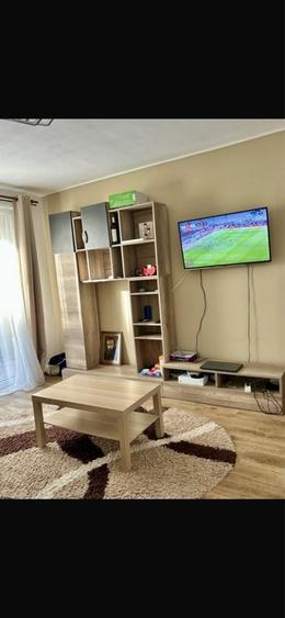 Apartament cu 2 camere decomandat în Florești