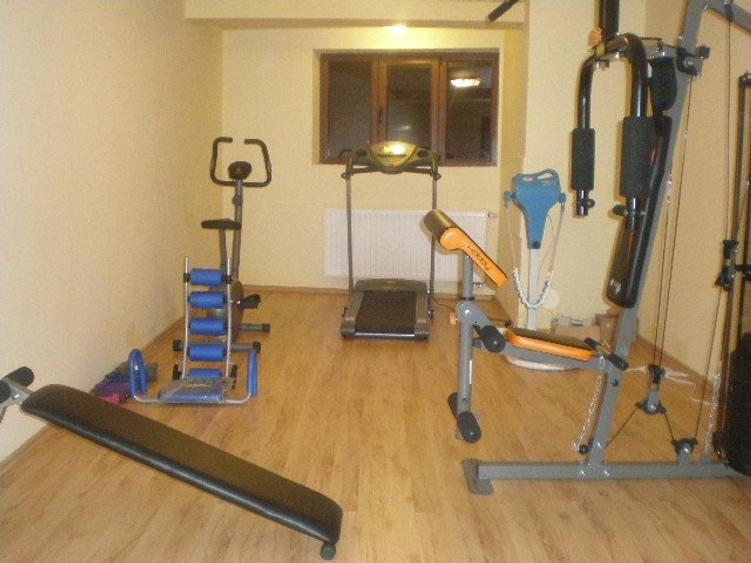 Casă cu 17 camere cu Teren 1890 Mp în Predeal