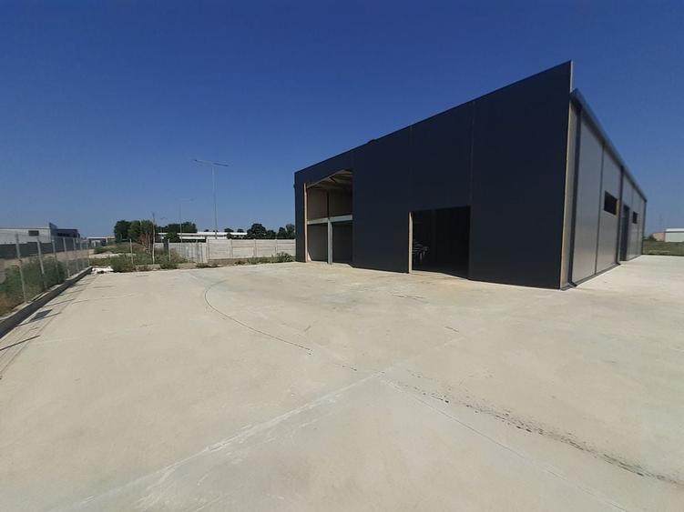 Spațiu comercial, de 650 mp, în Central